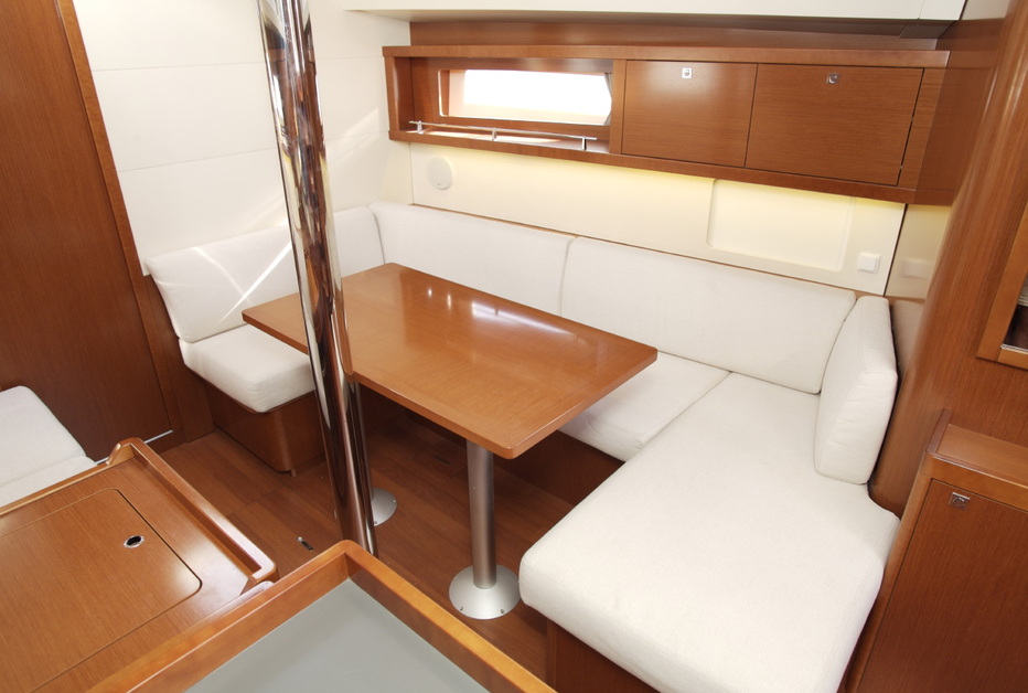 Beneteau Oceanis 41 28